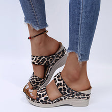 Load image into Gallery viewer, Women's Casual Slope Heel Snake Print Slippers