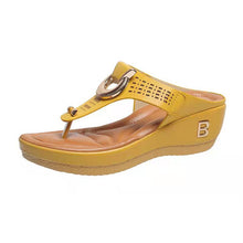 Load image into Gallery viewer, Ladies Flip Flop Wedge slippers